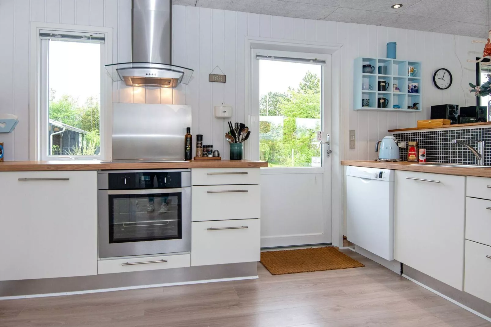 6 person holiday home in Tarm-By Traum
