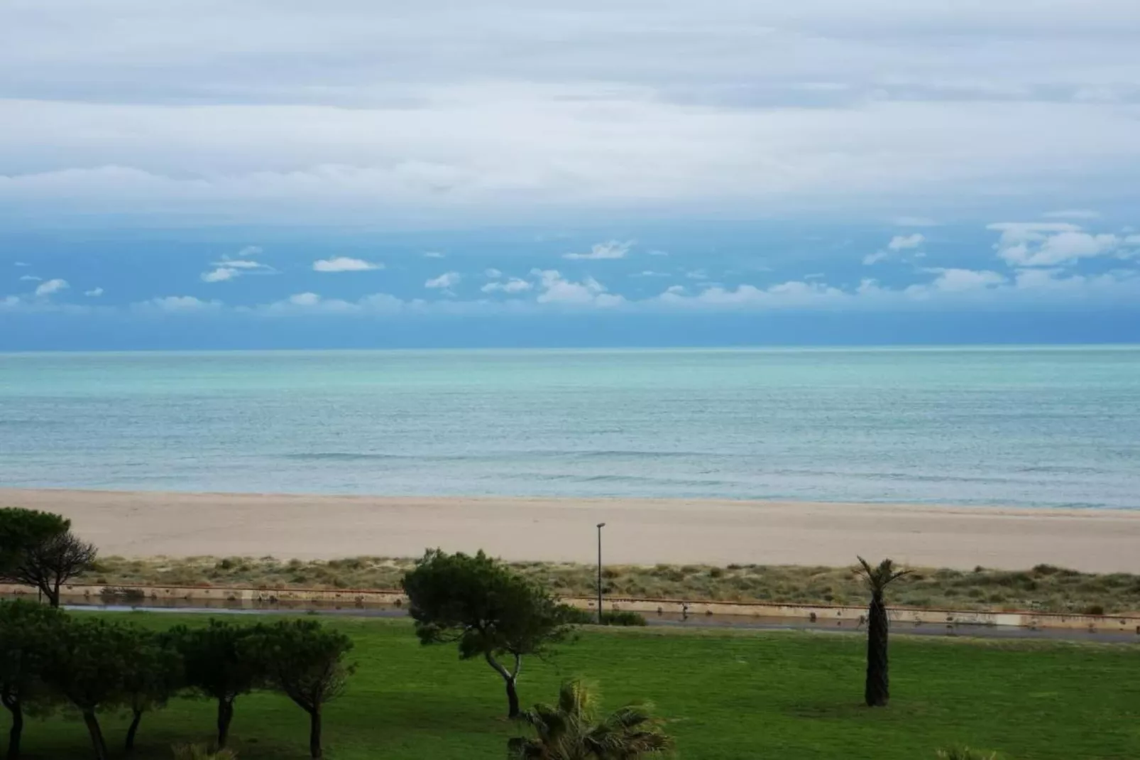 Pierres de Jade 3-Areas within 1km in summer
