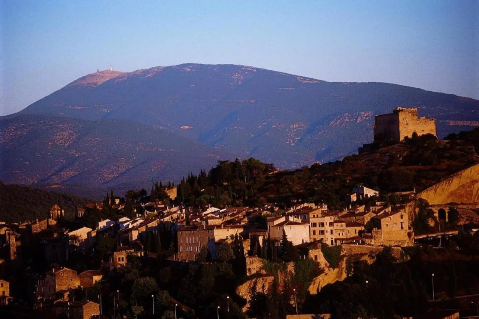 Grande Maison-Areas within 20km in summer