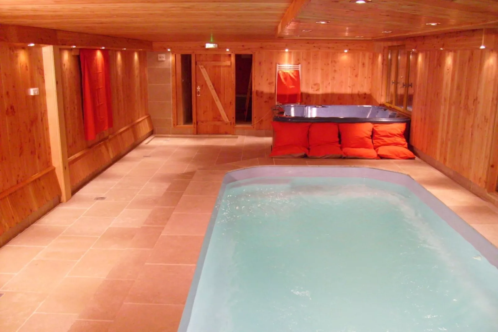 Les Chalets des Ayes 6-Swimming pool