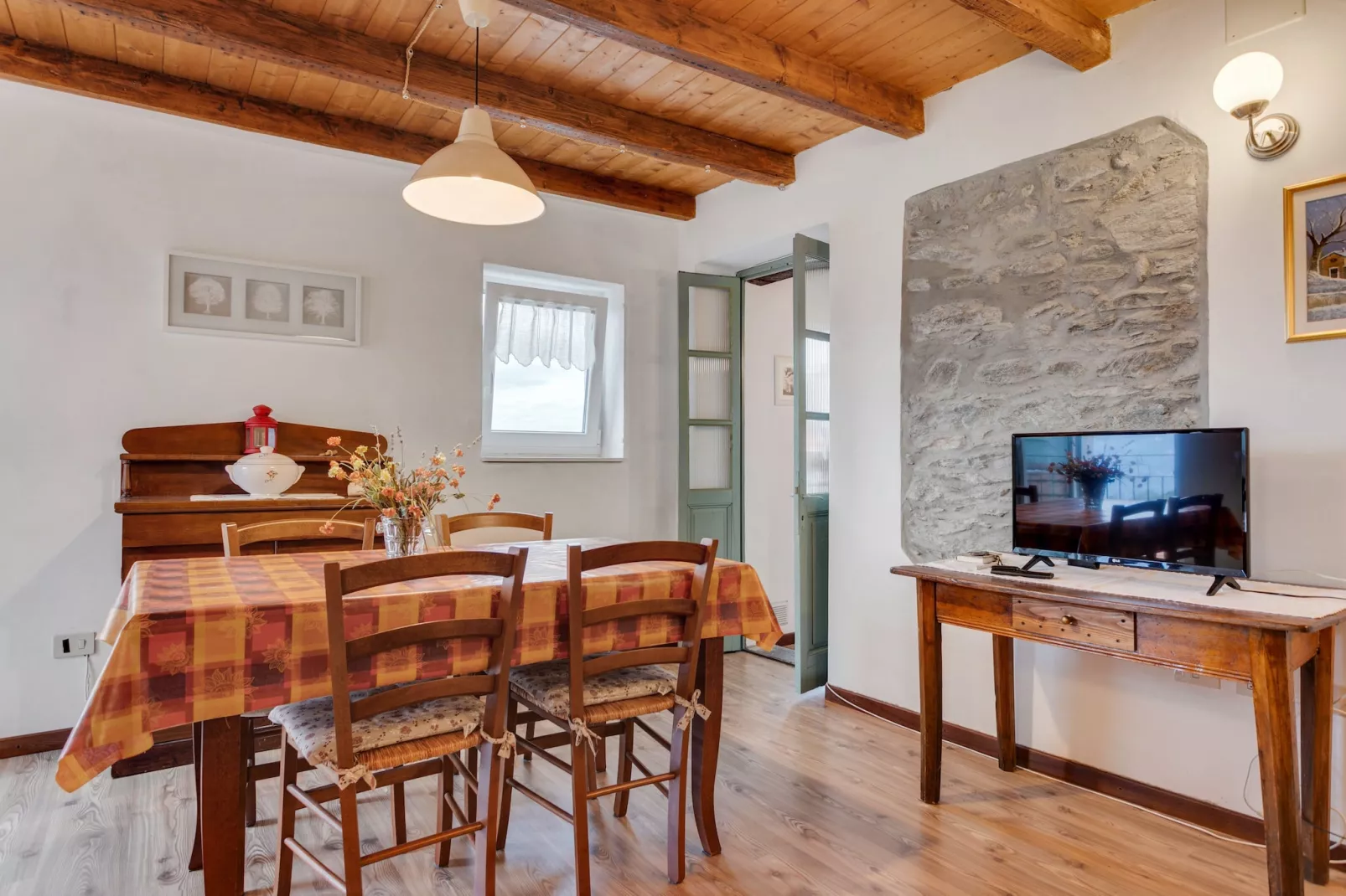 Casa Paeset-Salle à manger