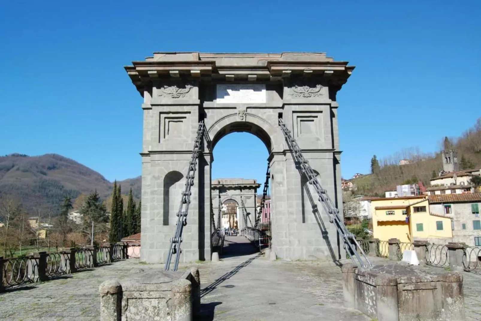 Vistaverde-Areas within 5km in summer