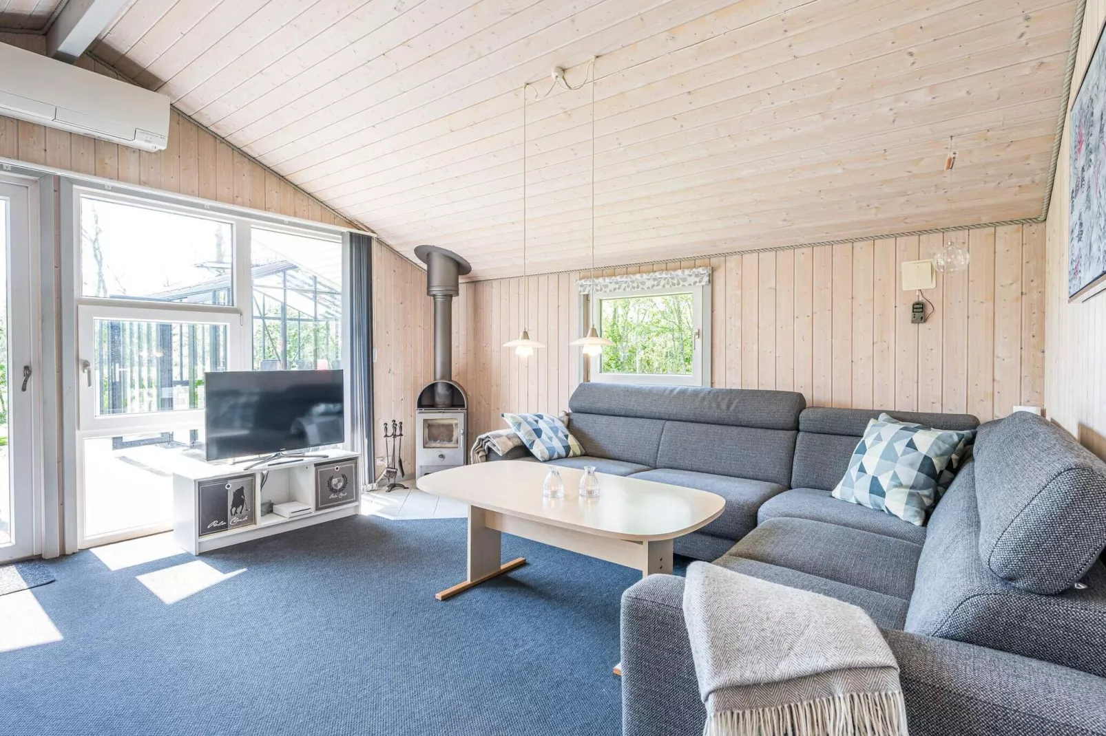 4 person holiday home in Hemmet-By Traum-Indoor