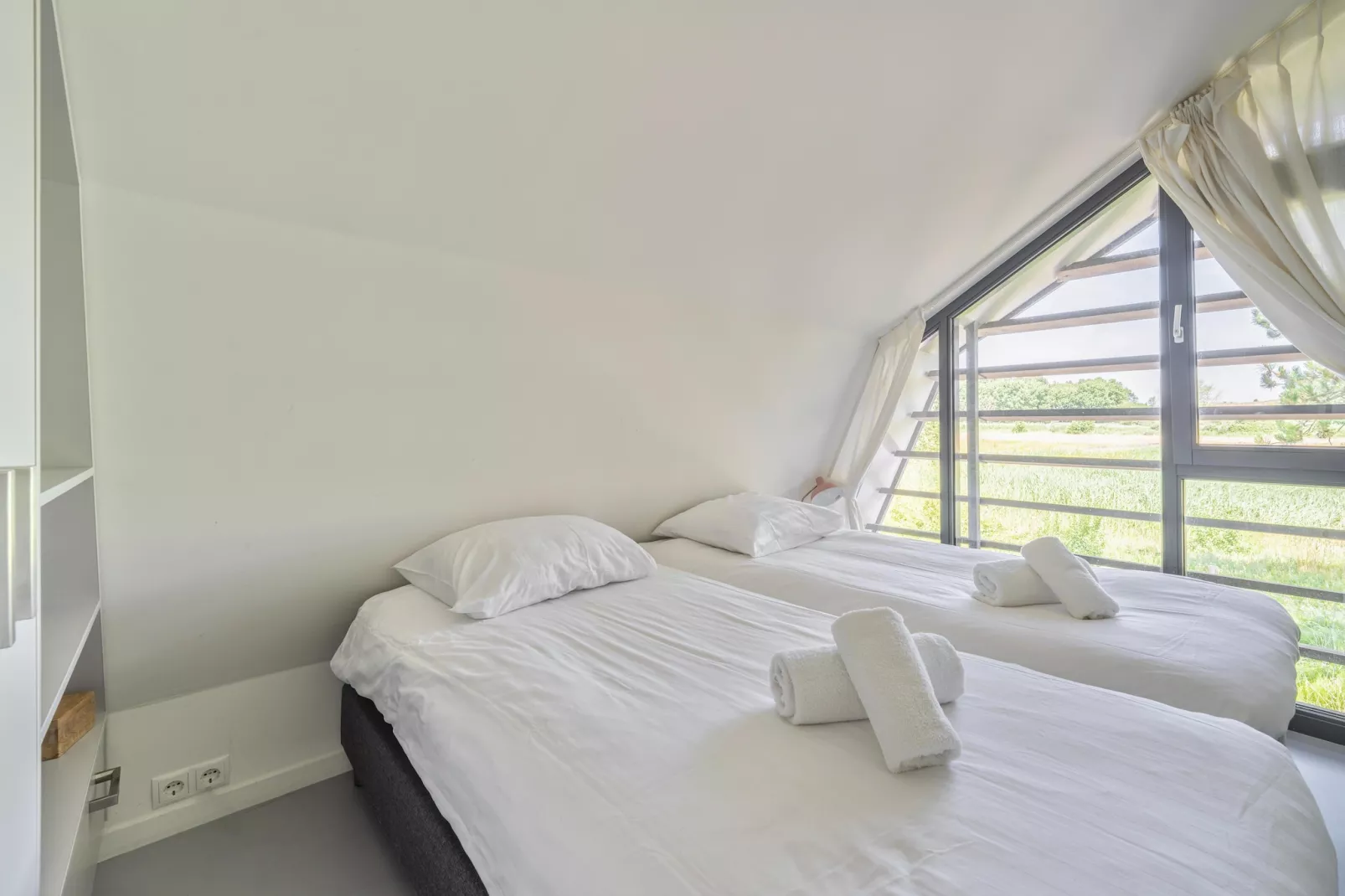Duinvilla aan het Meer-Bedroom