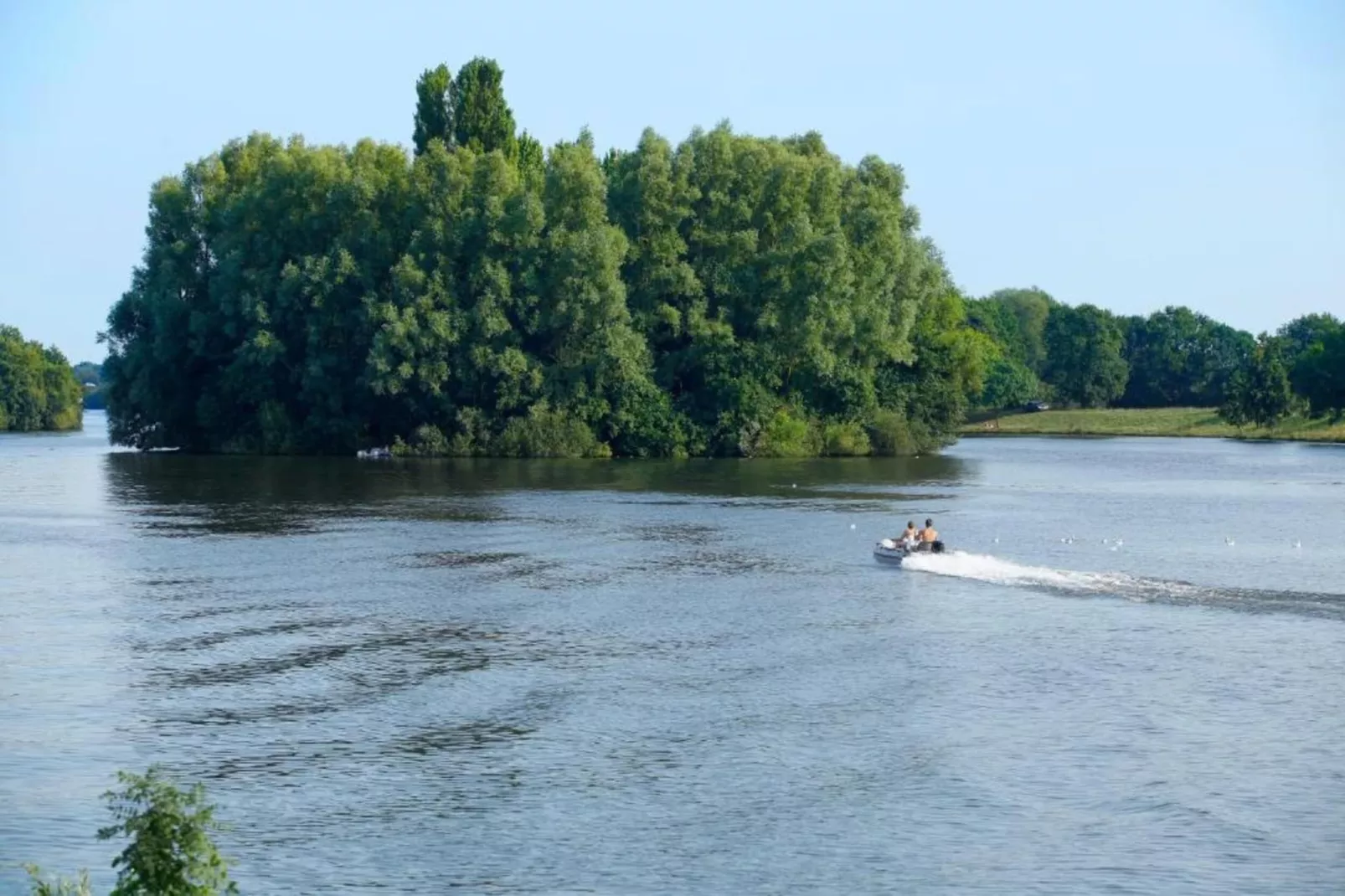 De Riethorst 1-Areas within 20km in summer