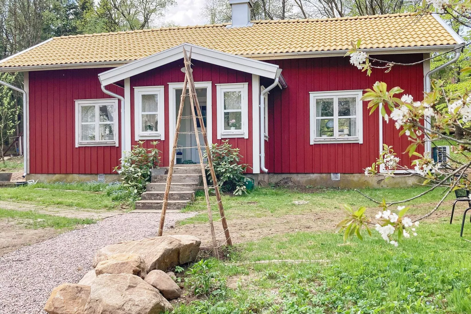8 person holiday home in Hestra-By Traum