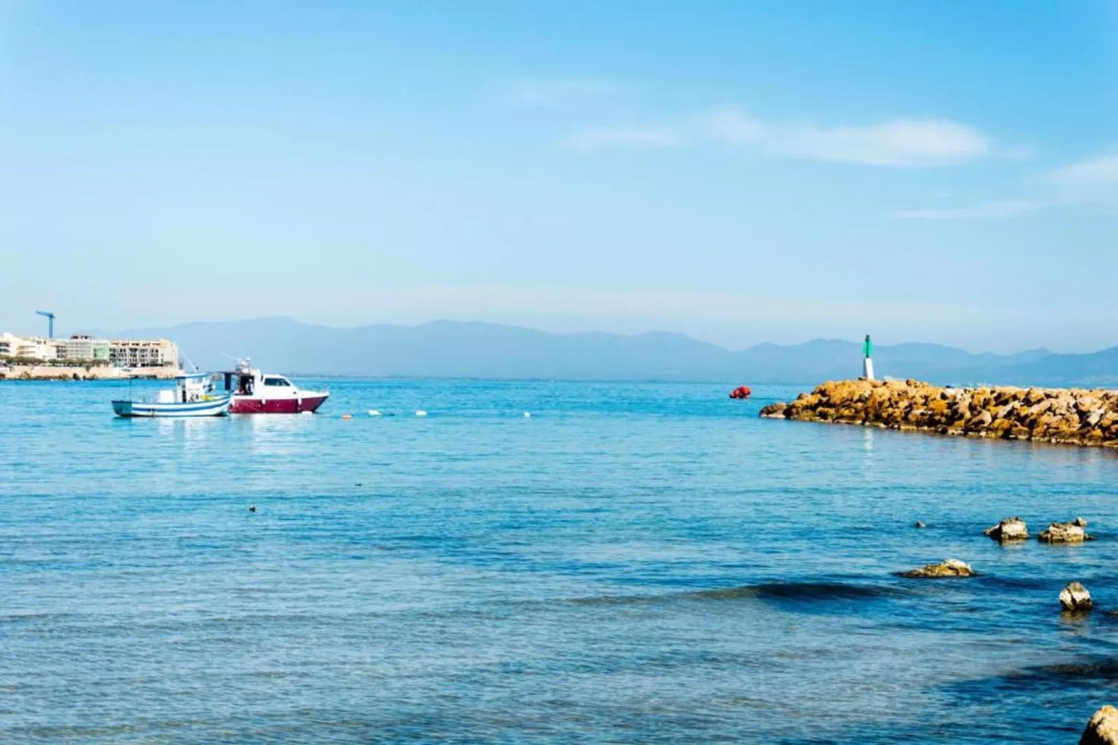 Casa con piscina y jardín L'Escala-Gebiete Sommer 5 km