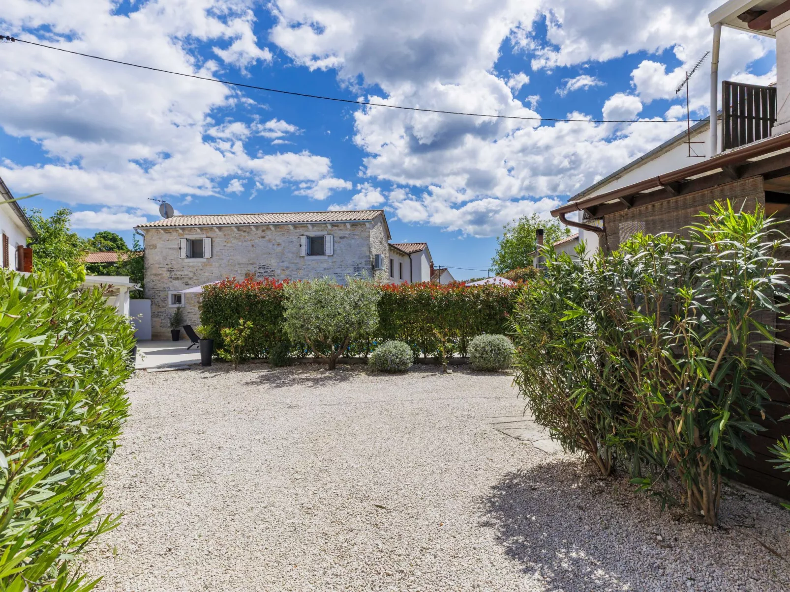Villa Karmen-Dehors
