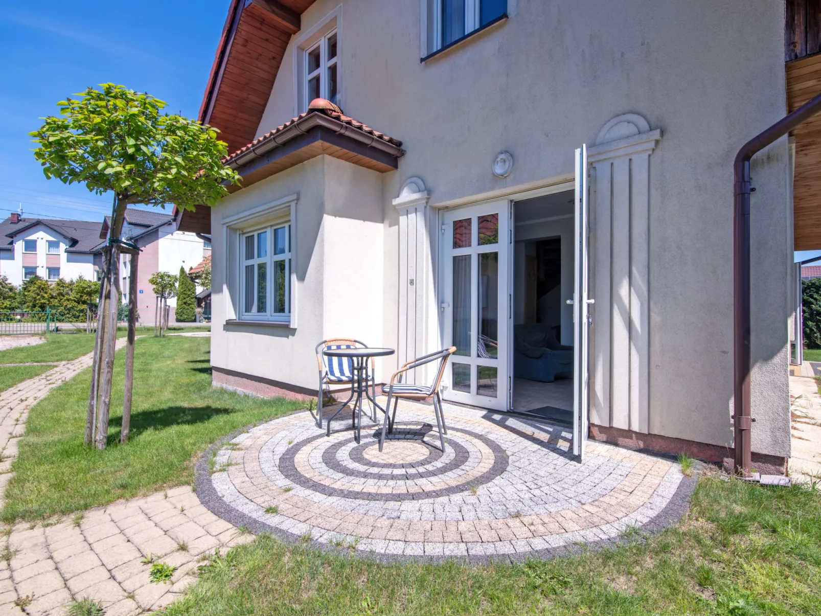Domek Joanna-Draußen