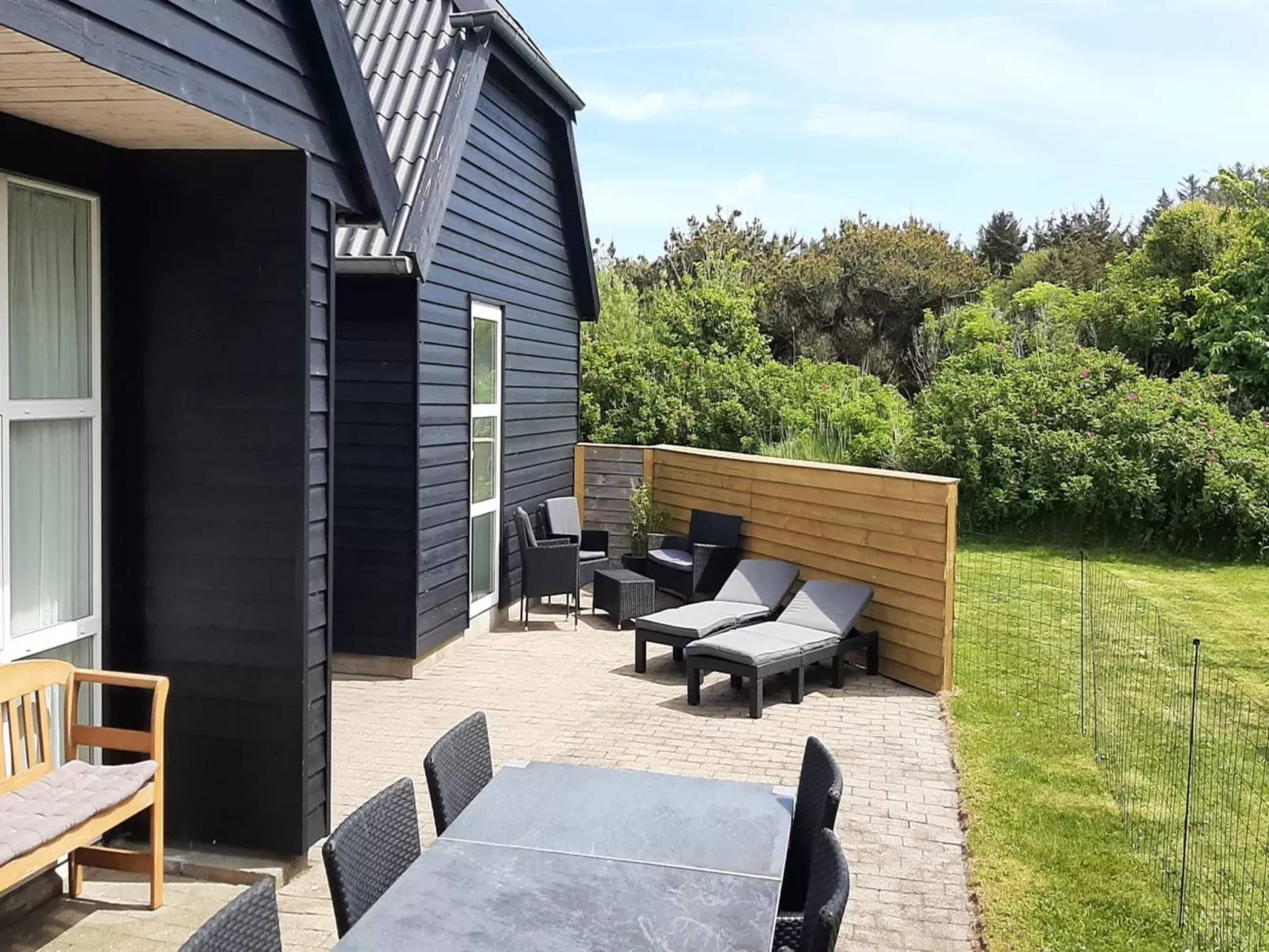 "Alfuin" - 500m from the sea-Outside
