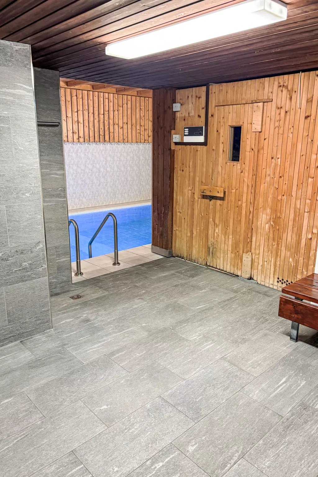 Apt C 031 - Inside