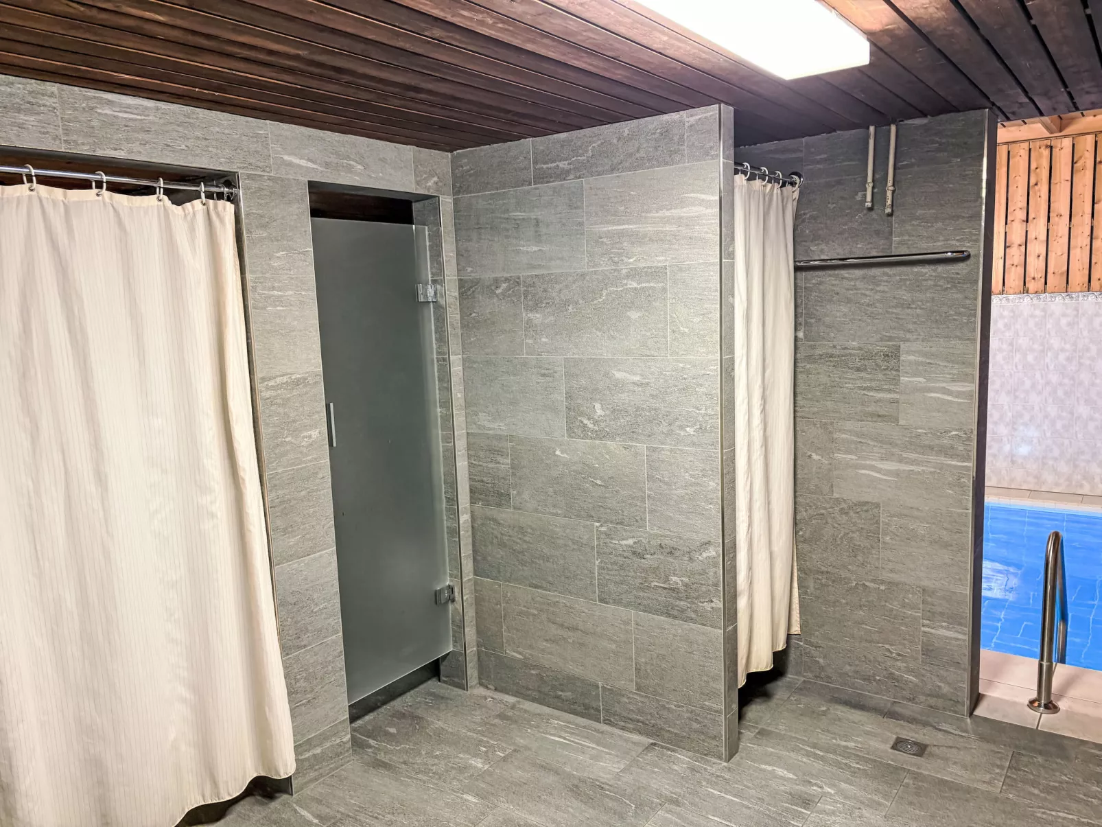 Apt B 086 - Inside