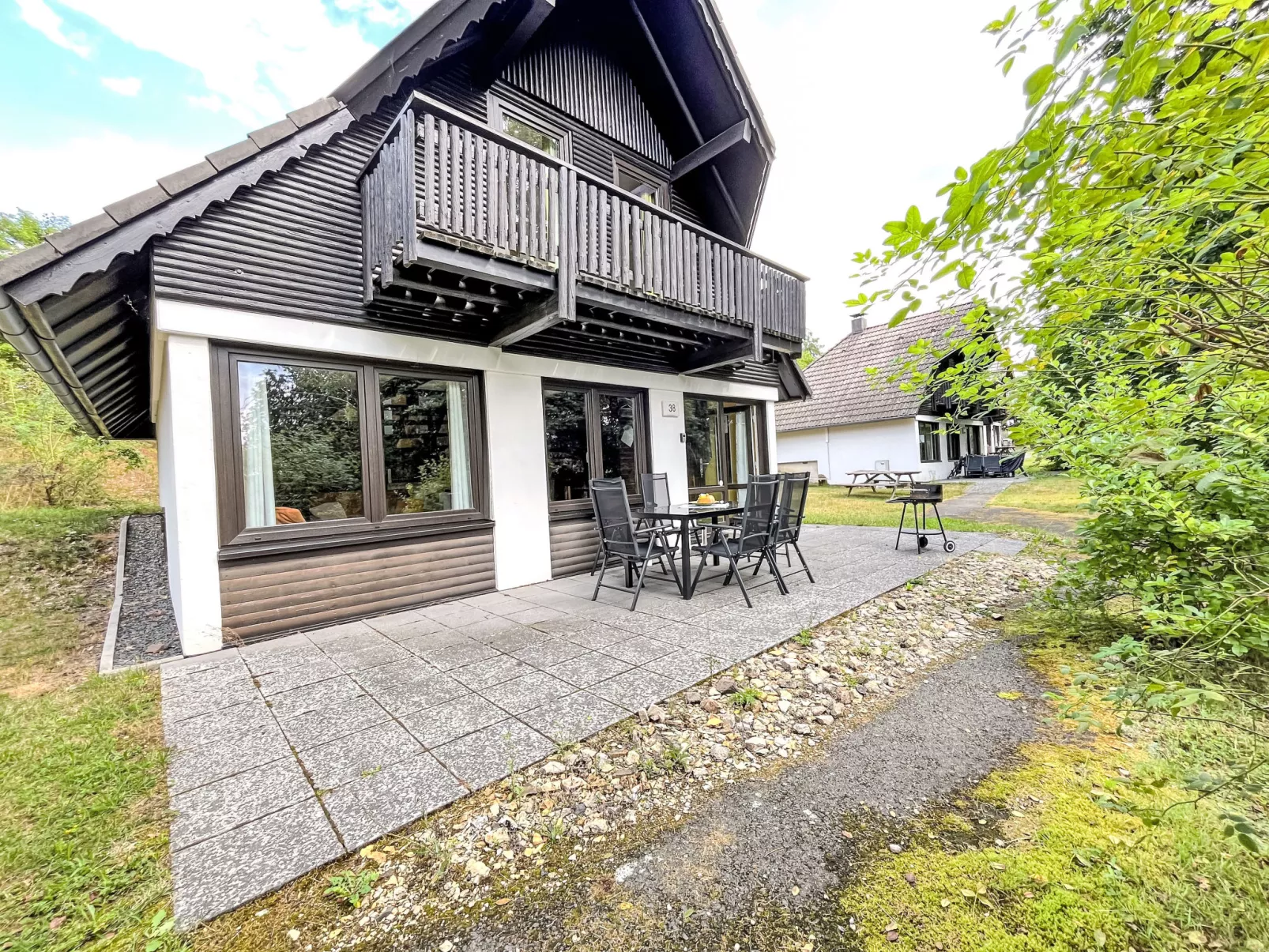 Am Sternberg 38-Outside