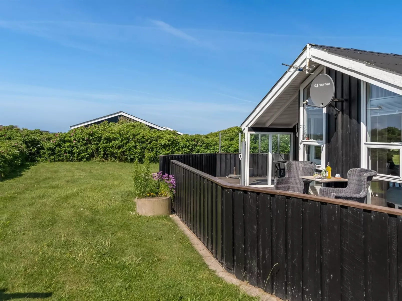 "Sina" - 300m from the sea-Draußen