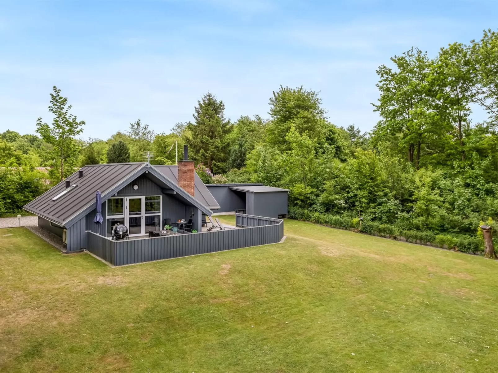 "Asulf" - 31km from the sea-Outside