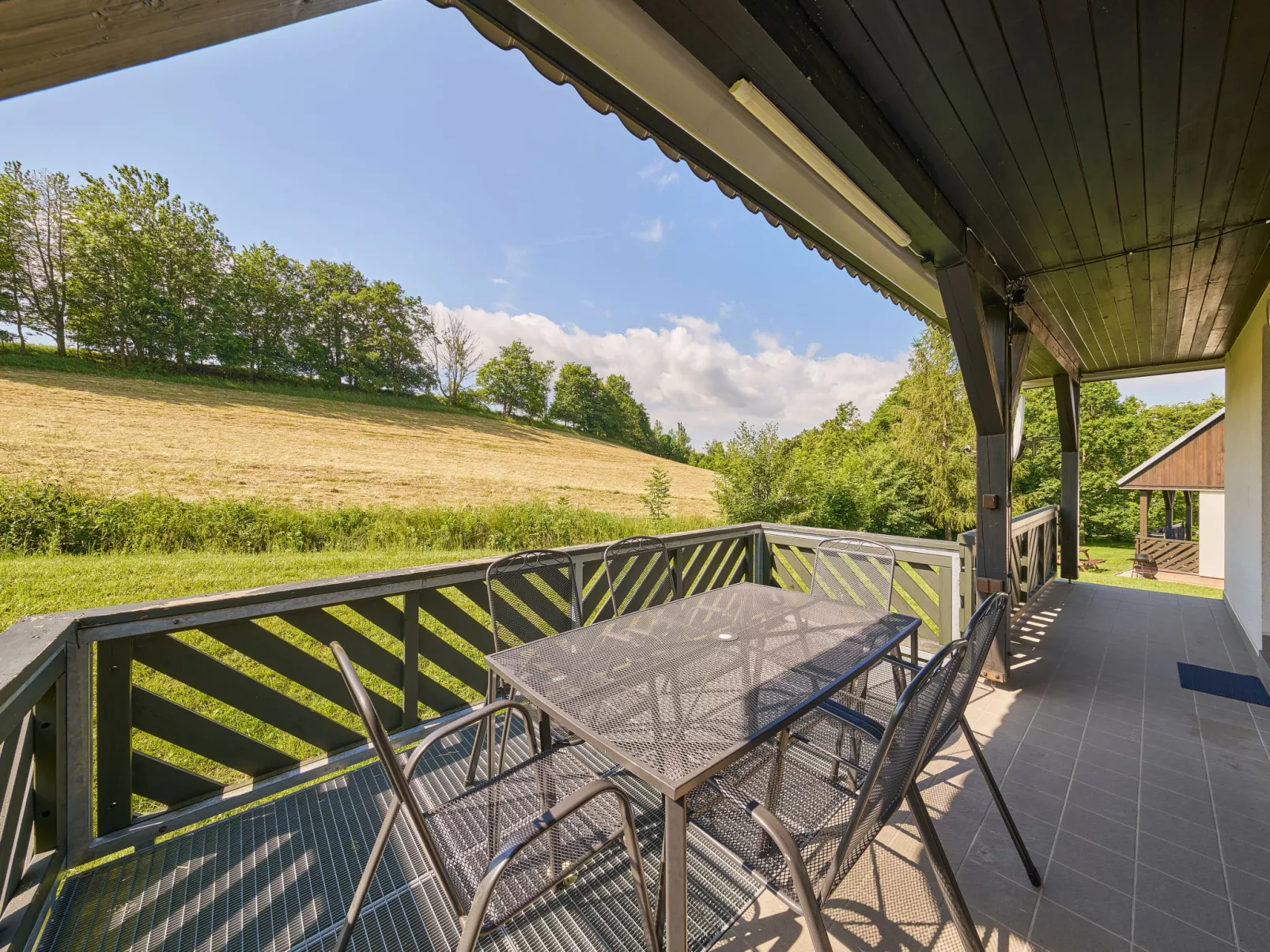 Holiday Hill 41-Dehors
