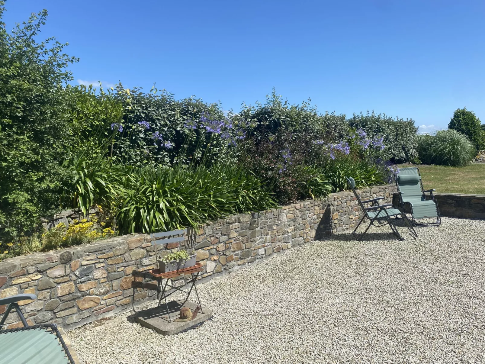 Cottage du Hamel es Clos-Outside