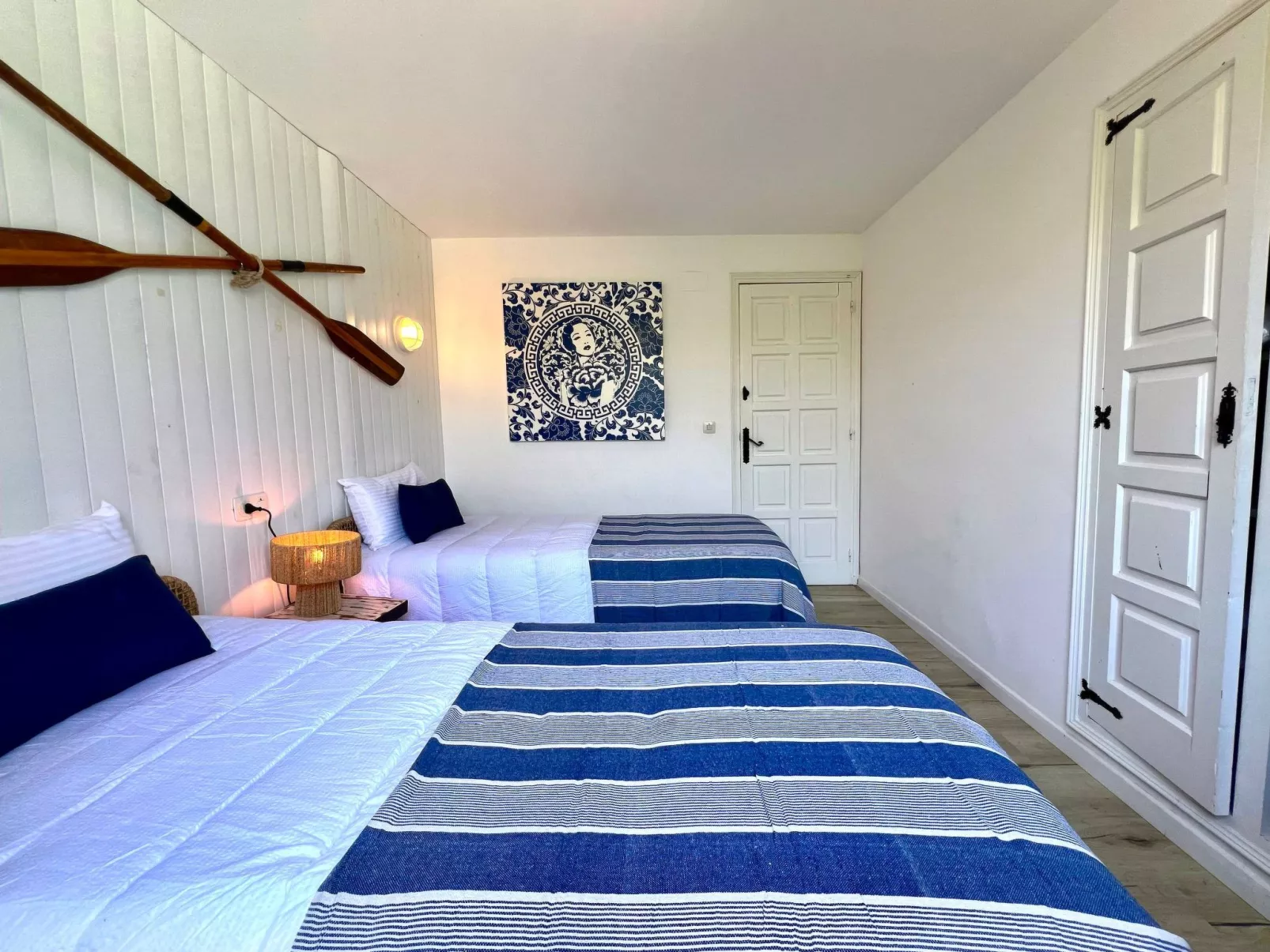 Casa Blue Art-Drinnen