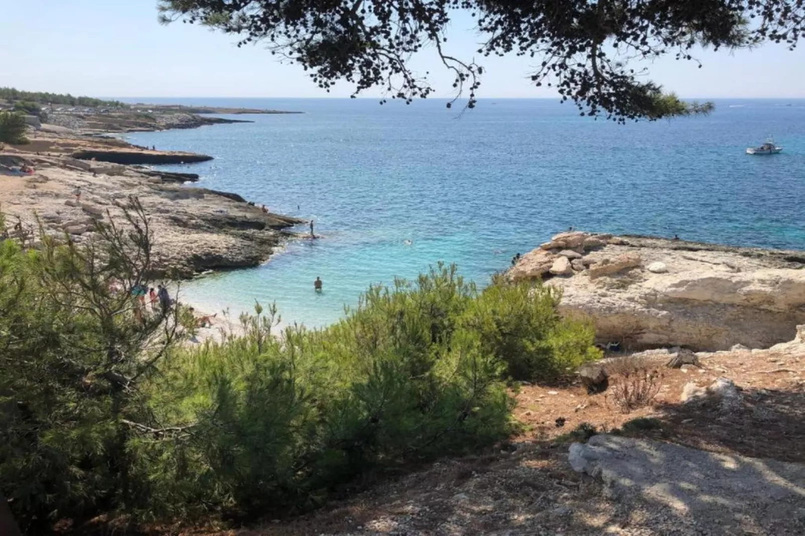 APPARTEMENT VUE SUR LE PORT-Zones été à 20 km