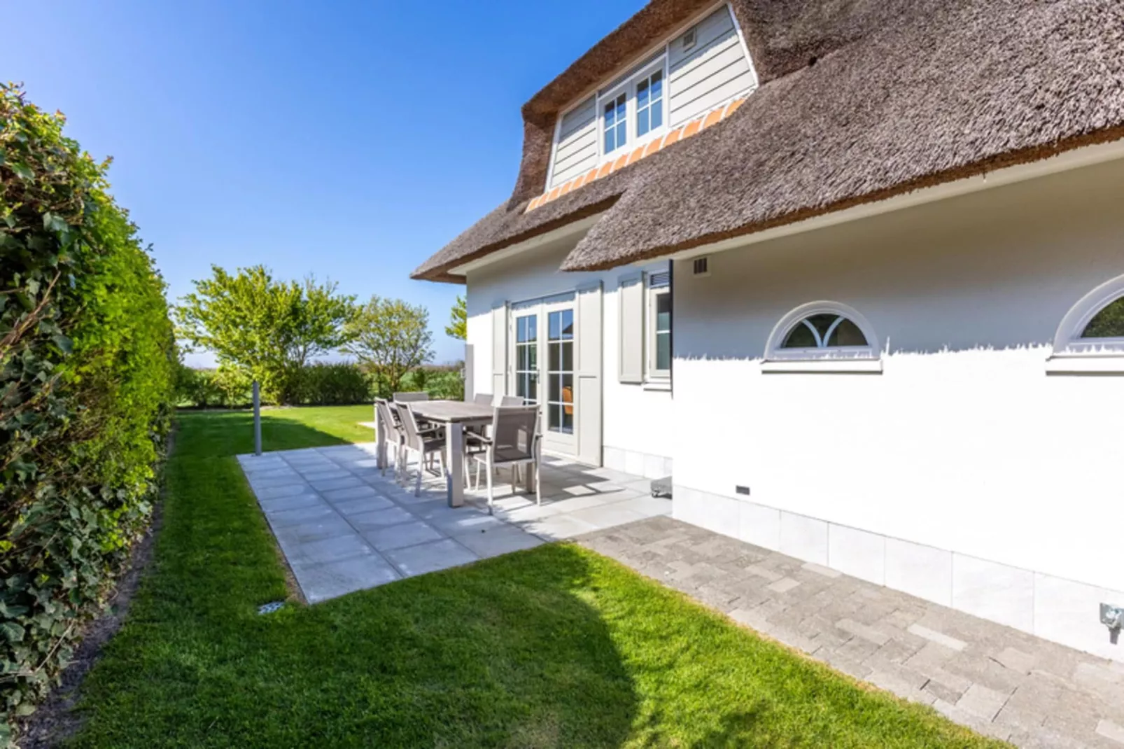 Buitenhof Domburg  16-Garten Sommer