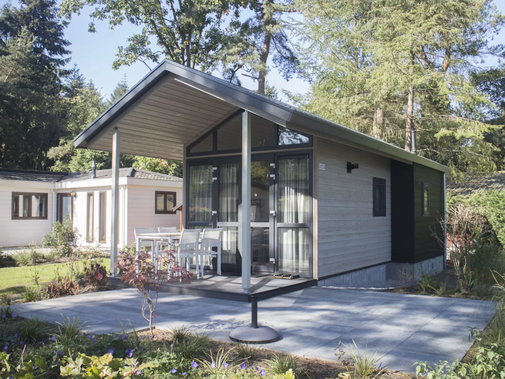 Tiny House 4-Outside