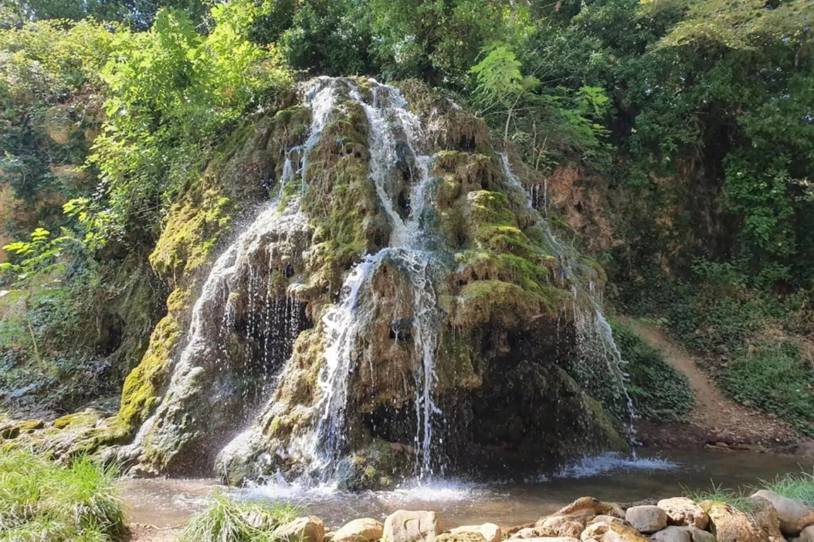 Bellavista Simi-Areas within 20km in summer