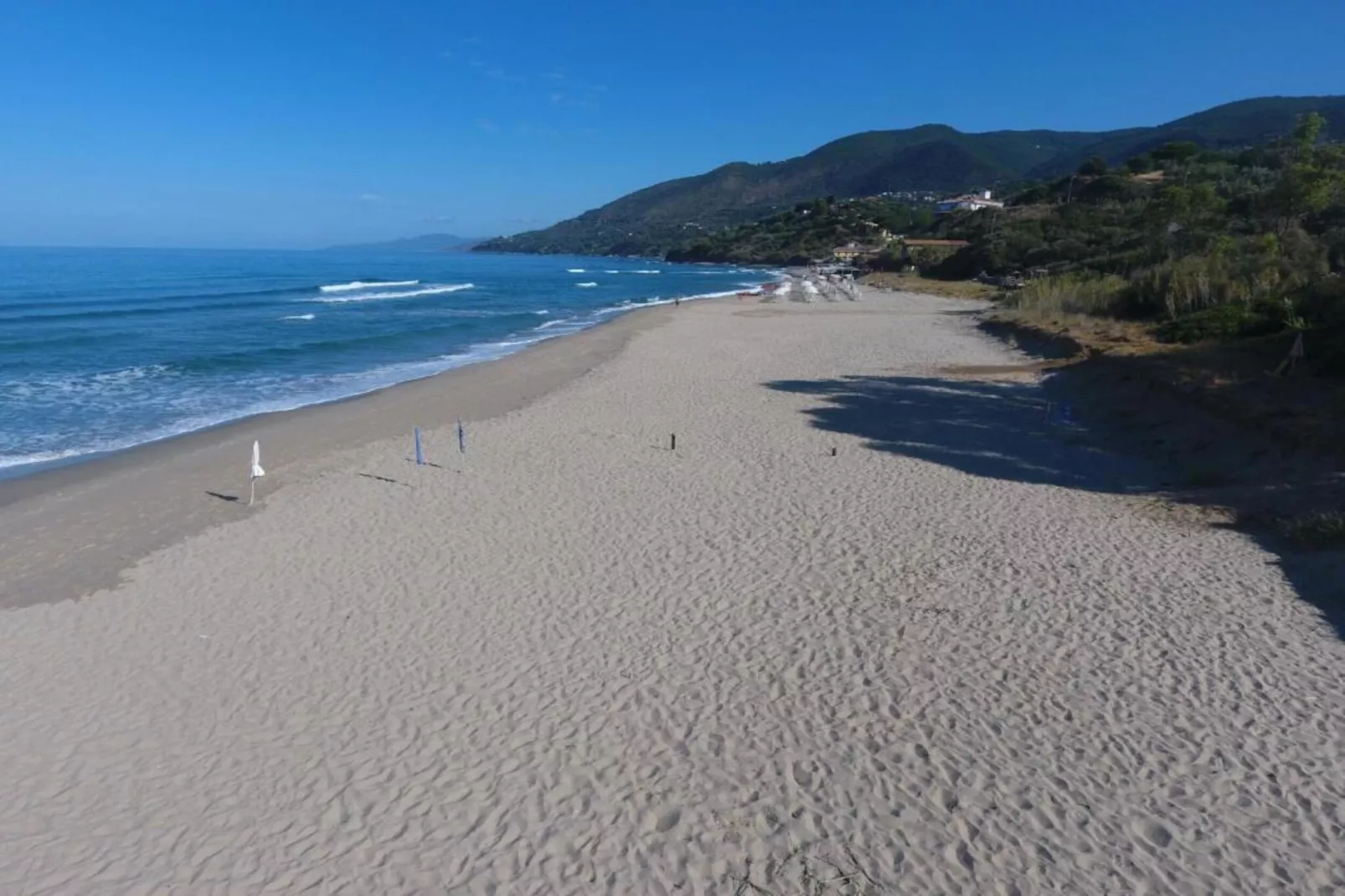 Resort Baia del Silenzio Caravan-Areas within 1km in summer