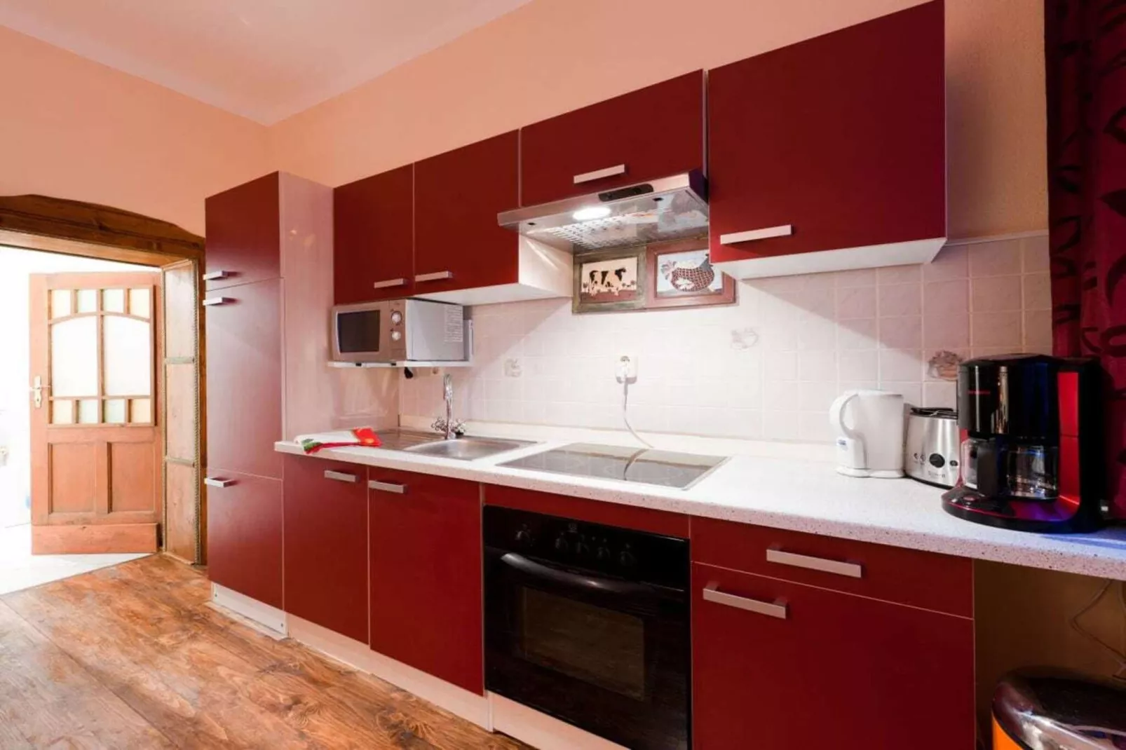 63279-Kitchen