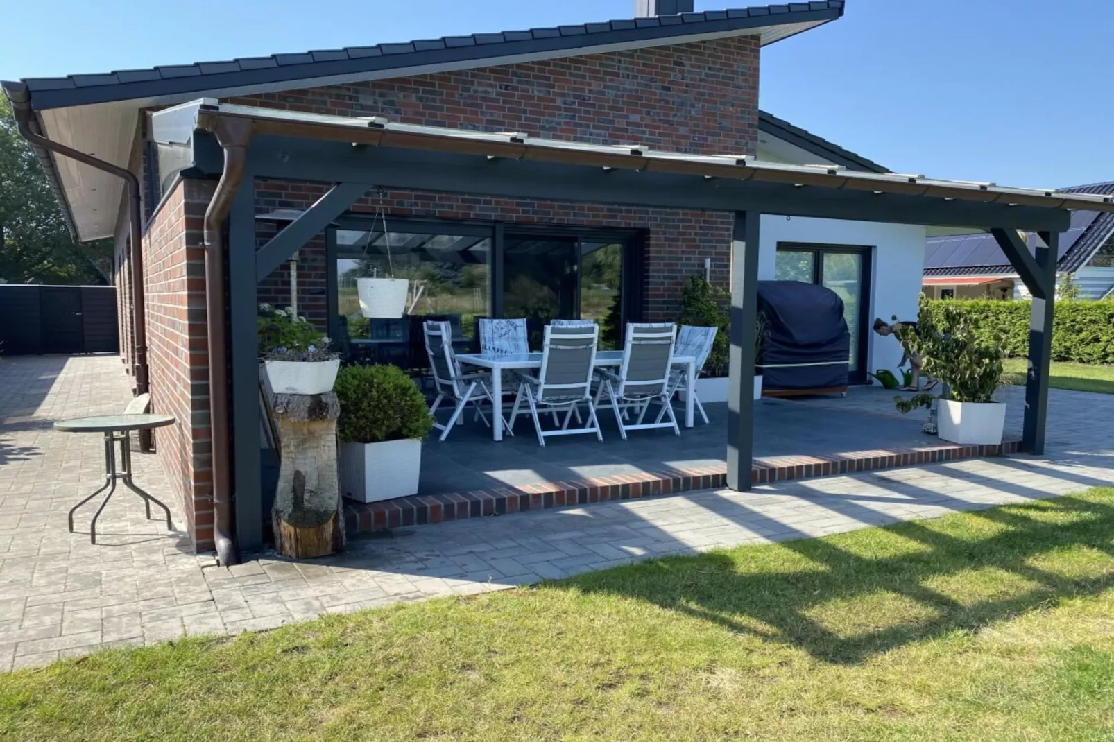 276306-Terrace balcony