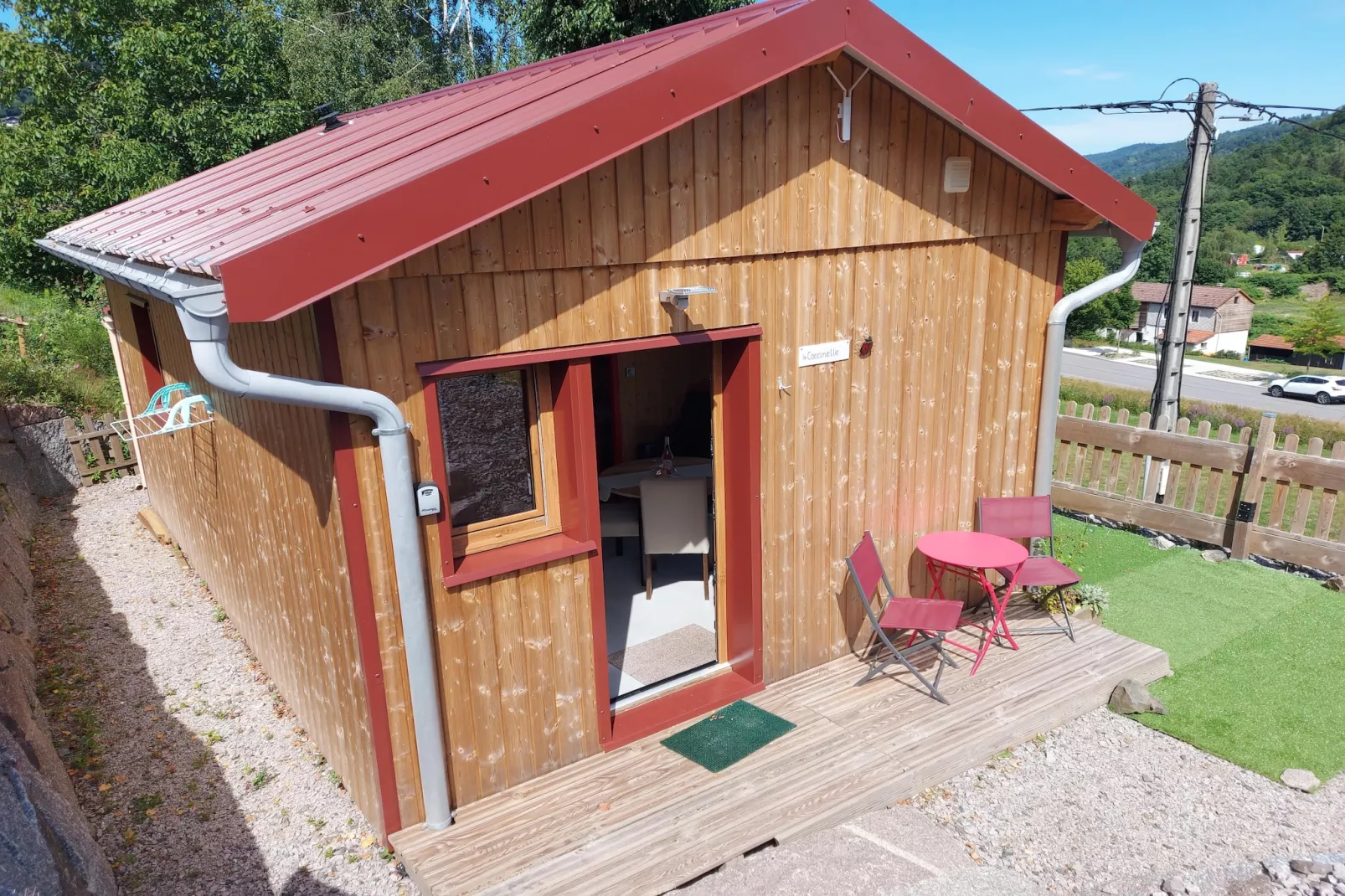 La Salamandre-Exterior in summer