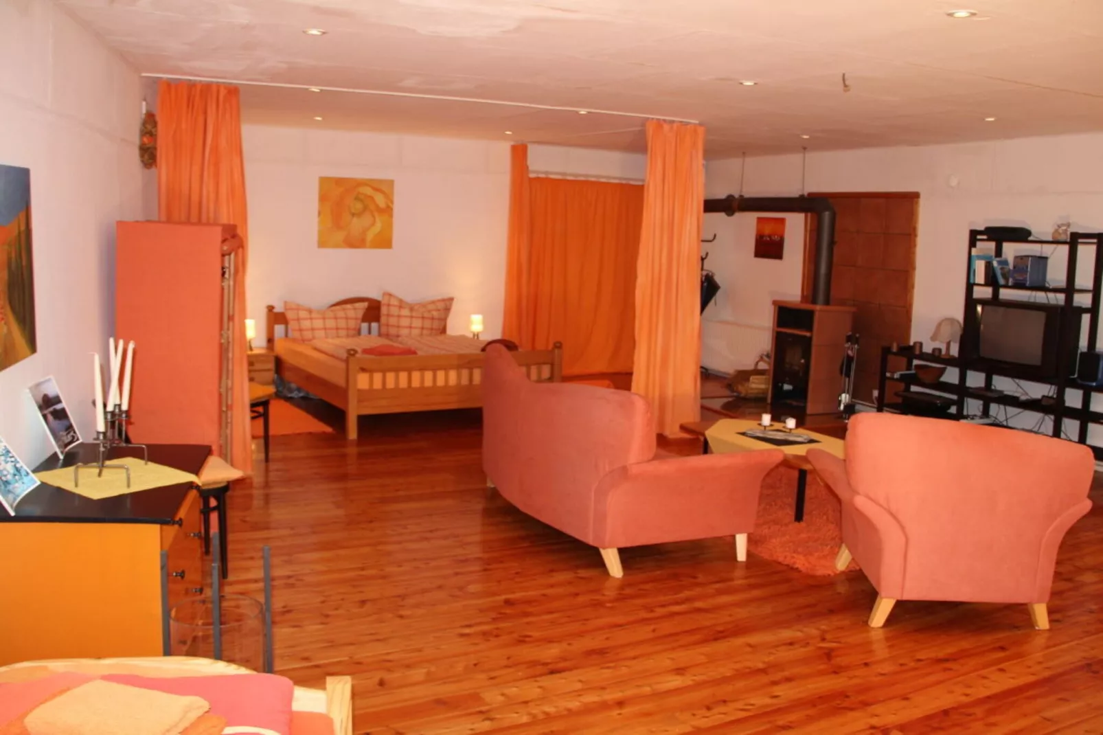 231467-Living room