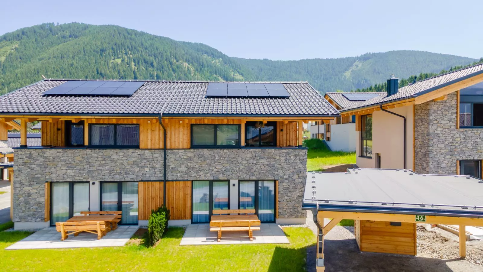 Grebenzen Lodge Edelweiss-Außenbereich Sommer