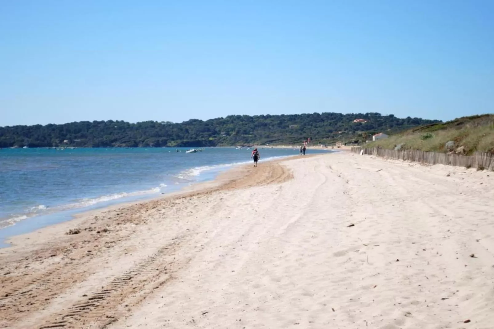 Le Riviera 2-Areas within 5km in summer