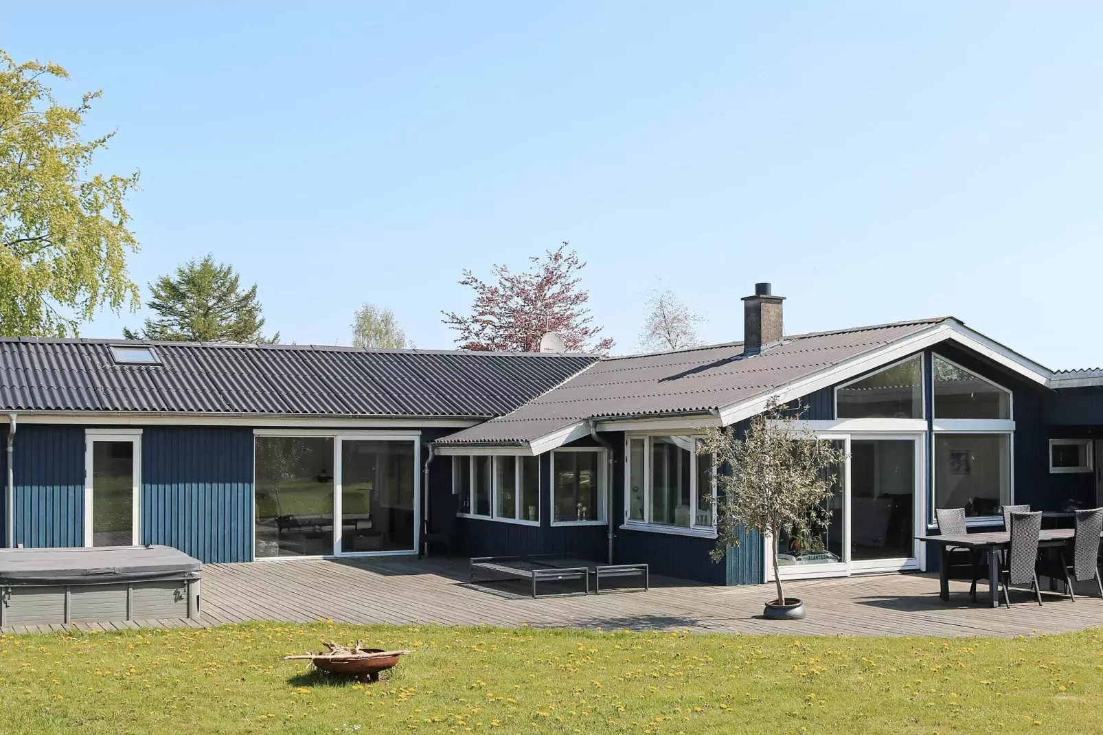 12 person holiday home in Hadsund-By Traum