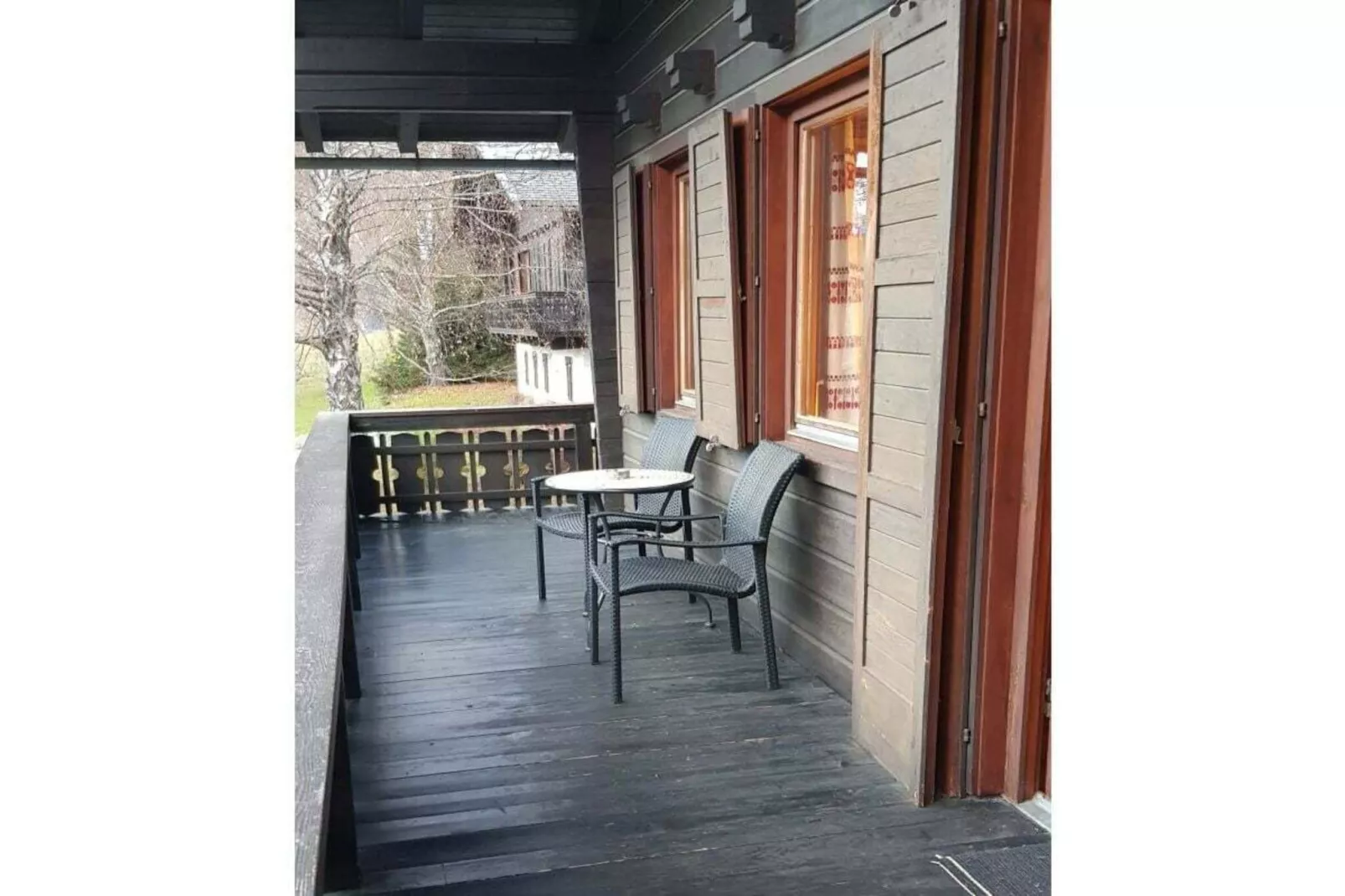 464651-Terrace balcony