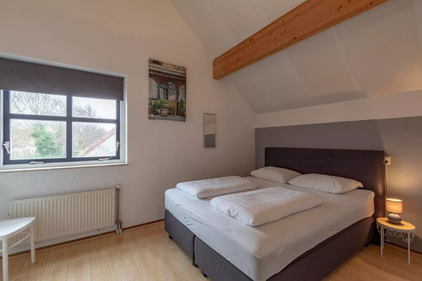 Ooghduyne 75-Bedroom