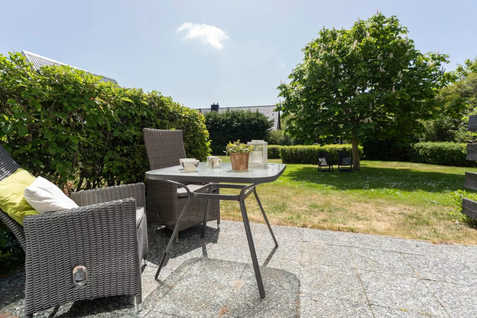 Strandhuys Alikruik-Terrace balcony