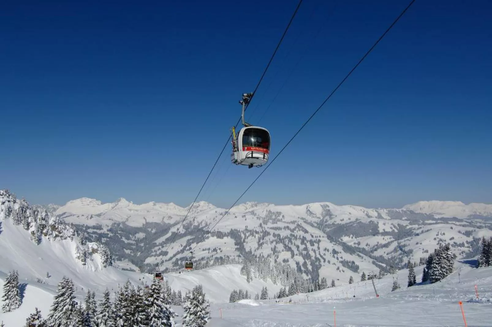 Cute Chalet with Breathtaking Views-Area within 20km in winter