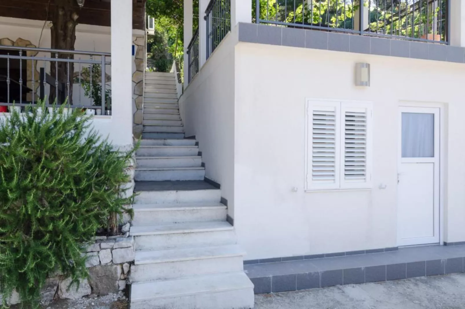 Apartments Ammos - Studio Apartment with Shared Terrace and Sea View