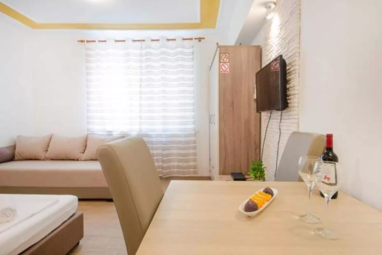 Guest House Mia (ST) - Standard Studio (A1)-Living room