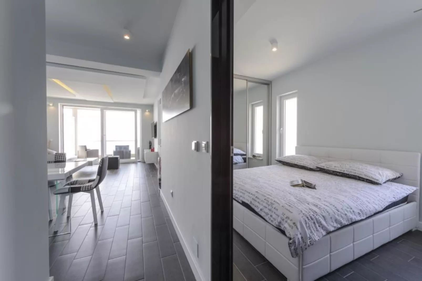 Apartment LaVilla - Two Bedroom Apartment with Balcony and Sea View (Žuti)-Bedroom