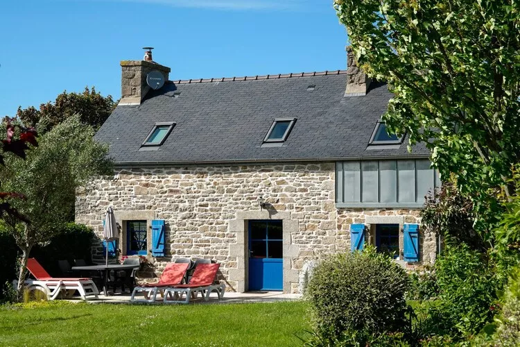 Maison de pêcheur Plougoulm-Außenbereich Sommer