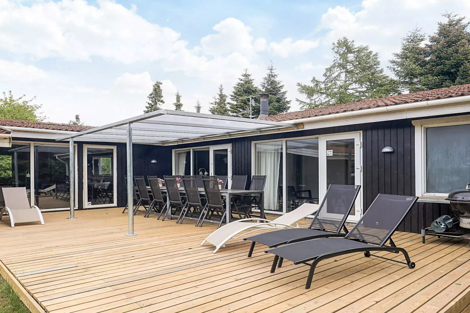 4 Sterne Ferienhaus in Væggerløse-Im Freien