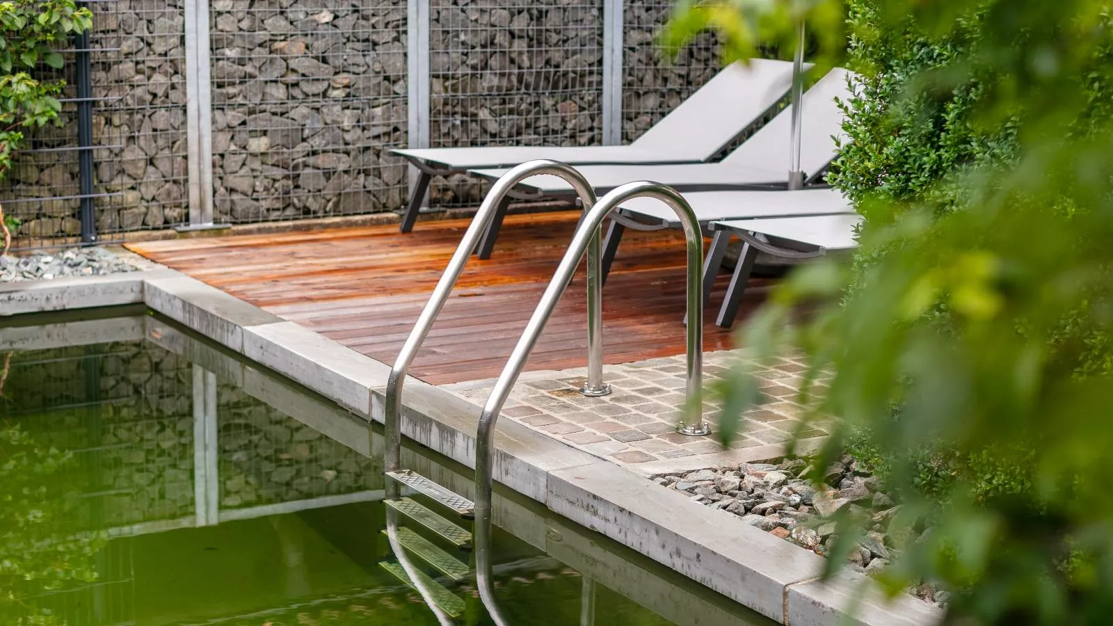 Im Wald-Swimming pool
