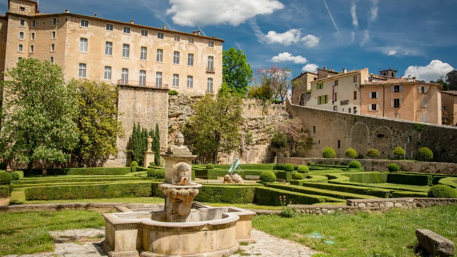 La Bastide Romaine-Areas summer 5km