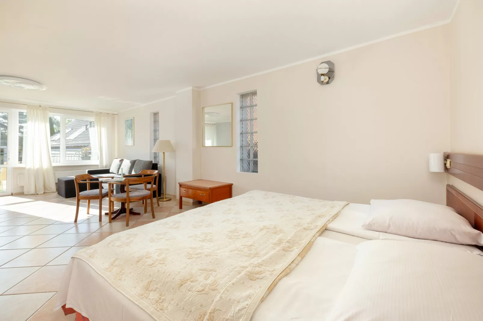 Studio wakacyjne nr 8 dla 2 osób ze śniadaniami Rewal - Schlafzimmer