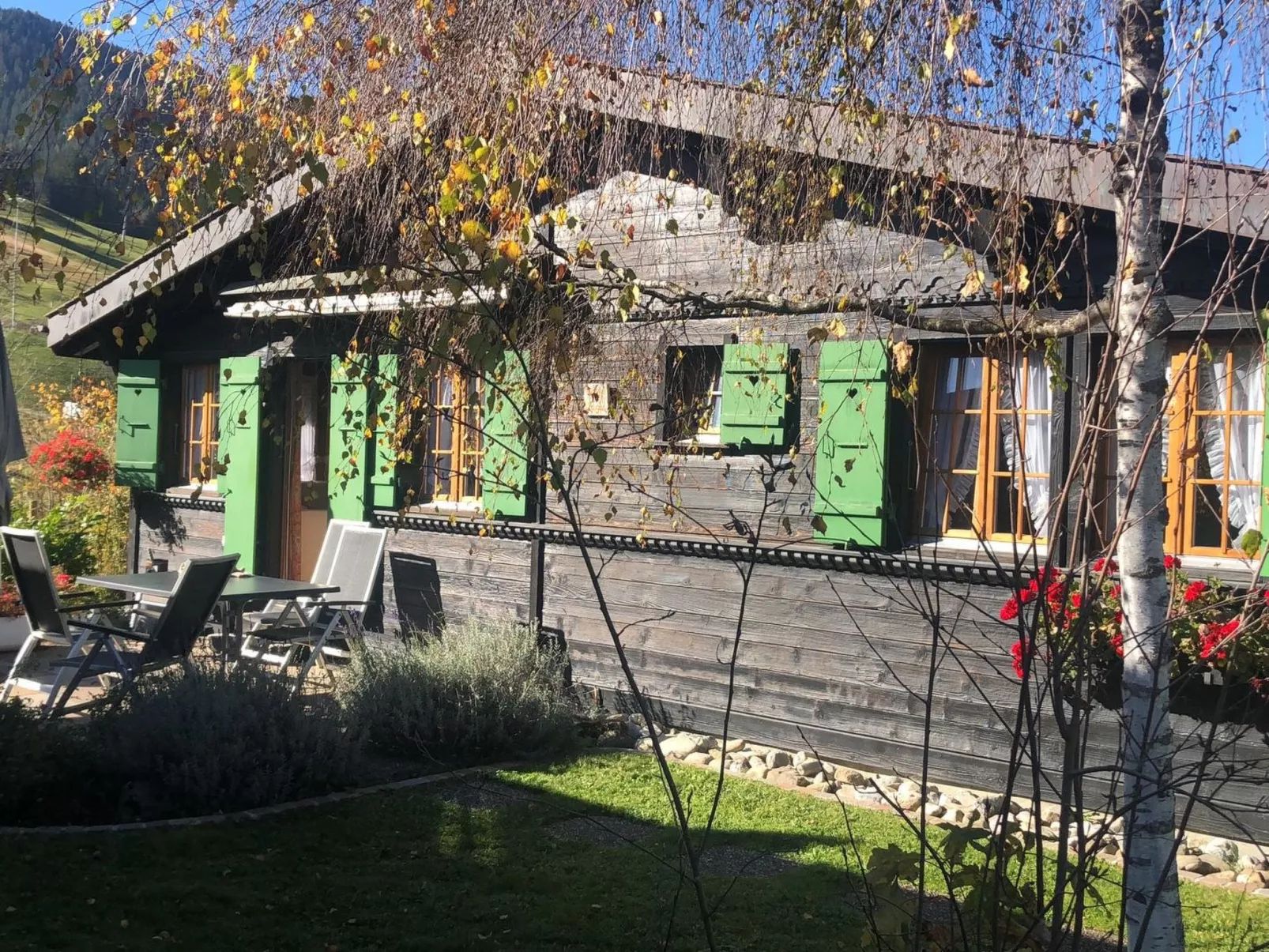 Abnaki, Chalet-Inside