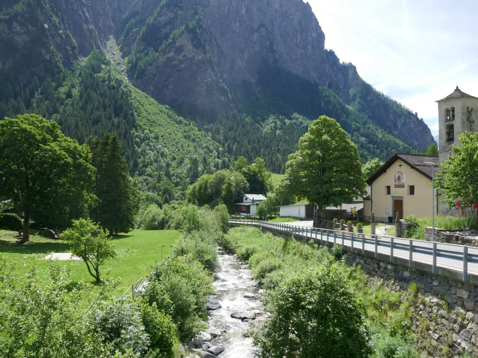 Prou Riverside-Dehors