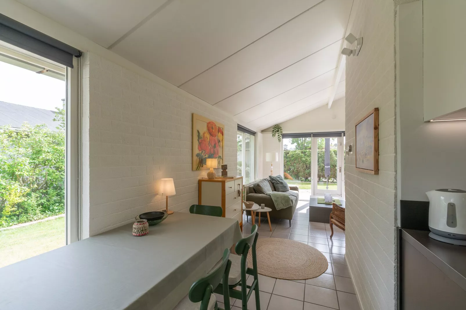 Watersnip 9-Dining room