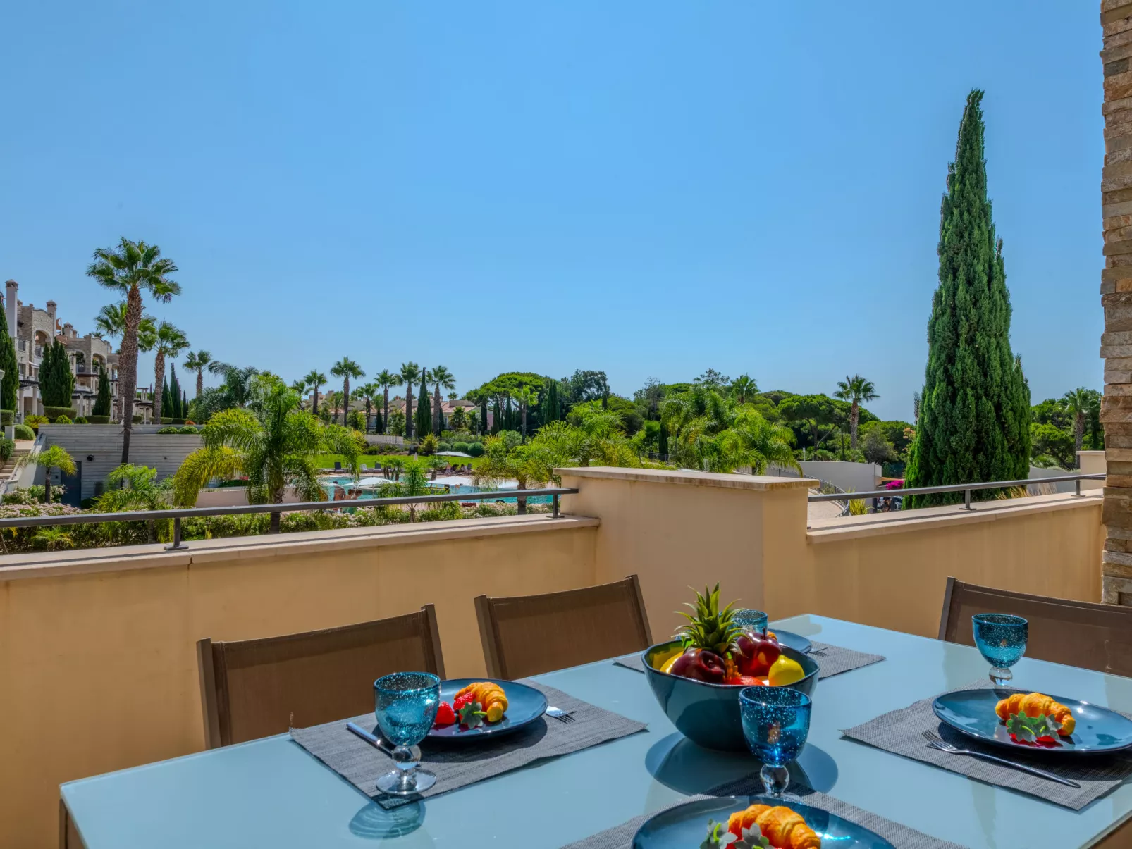 Pine Hills Reva Santuary Modern Elegance-Outside